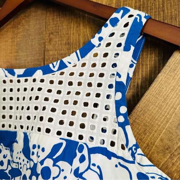 💙 Lilly Pulitzer Marianne Shift Dress Blue Seahorse Print w/ Grid Eyelet Size 4 - Picture 3 of 8